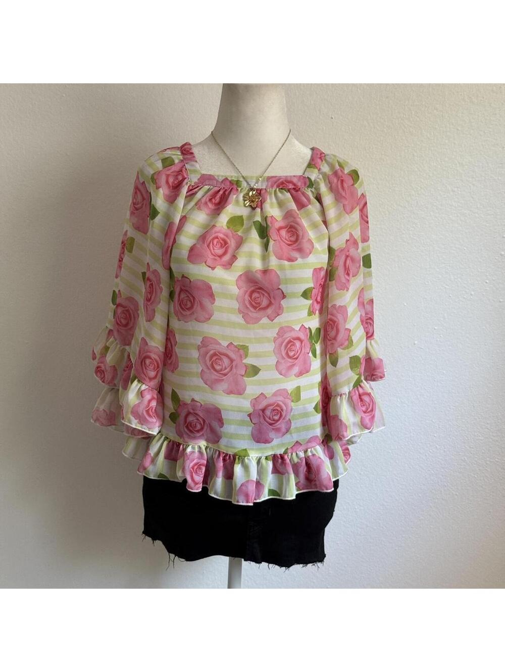 ੈ✩‧₊˚y2k pink and green floral flowy sleeves blouse